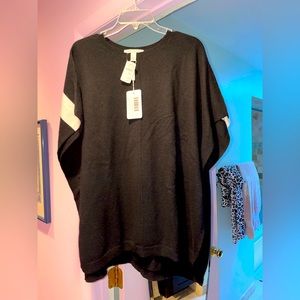 NWT!! Autumn Cashmere Size M/L Black/White Poncho🖤🤍